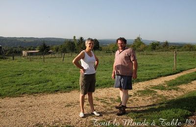 La balade du dimanche à la ferme Mougin de Bavans... le bonheur est dans le pré ... avant d'être dans l'assiette !