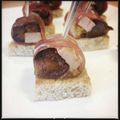 Bouchées foie gras, pruneaux et jambon cru [Sev]