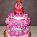 Gateau rose d'anniversaire