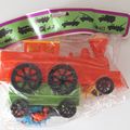 00291 SACHET LOCOMOTIVE & WAGON MARQUE FERAL