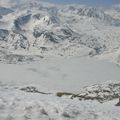 Belle journée de ski a Val Cenis et le lac encore gelé