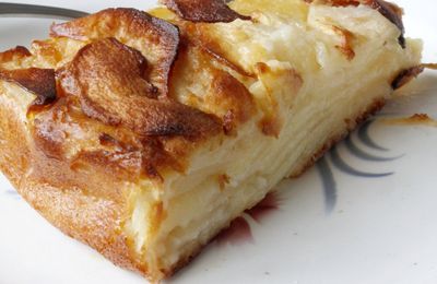 Gâteau invisible aux pommes et chocolat blanc (sans beurre et sans sucre ajouté)