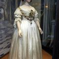Apprenez un peu sur l'histoire des robes de mariée