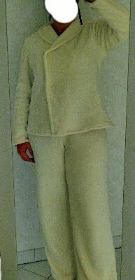 je suis venue à bout de mon polaire douillet crême/beige/blanc cassé