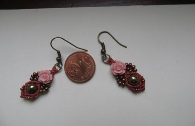 bloucles d'oreille en macramé