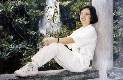 Shū Ting / 舒婷 ( 1952 -) : La perle, cette larme de la mer