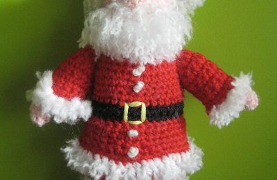 Père Noël au crochet : AMIGURUMI.