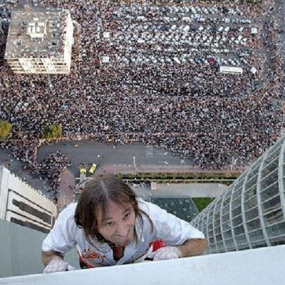 L'escaladeur urbain Alain Robert