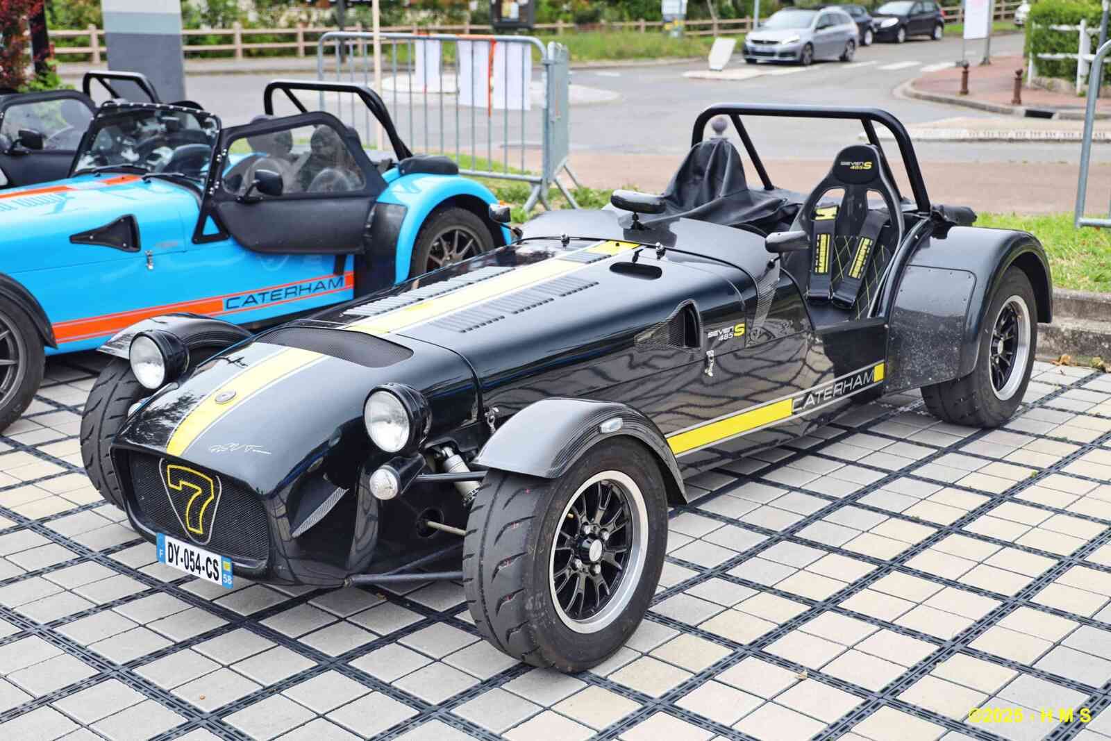 Caterham Dven 485 S_02 - 20-- [UK] HL_GF
