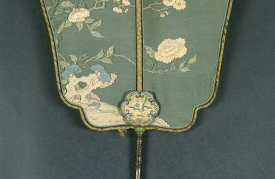 Embroidered Kesi Fan, Qing dynasty (1644-1911), Shanghai Museum