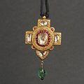 A rare and important gem-set gold Cruciform Pendant . Mughal India or Deccan, 17th Century