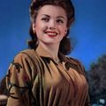 ANNE BAXTER