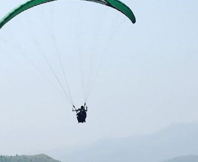 Échapper à la gravité : la magie du parapente