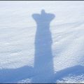 ombres et autoportrait à la neige