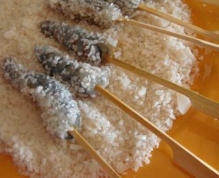 CREVETTES SOUFFLEES AUX CHIPS DE CREVETTE - CUISINE MOLECULAIRE