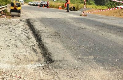  Bafoussam : les chantiers d’entretien routier ont repris 