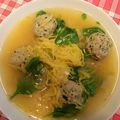 Soupe aux boulettes de veau et courge spaghettis