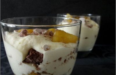 Tiramisu exotique à l'ananas vanillé & aux éclats de meringue