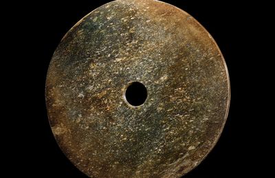 Chinese Archaic Jade sold at Bonhams Hong Kong, 30 November 2022