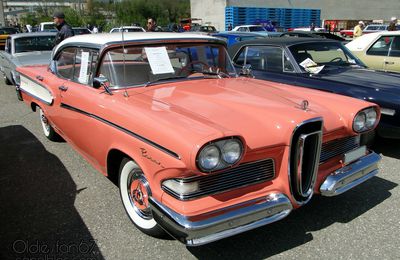 Edsel Pacer hardtop sedan-1958