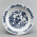 Blue and white lobed dish with garden scene, Ming Dynasty,Jiajing-Wanli reign (1522-1620)