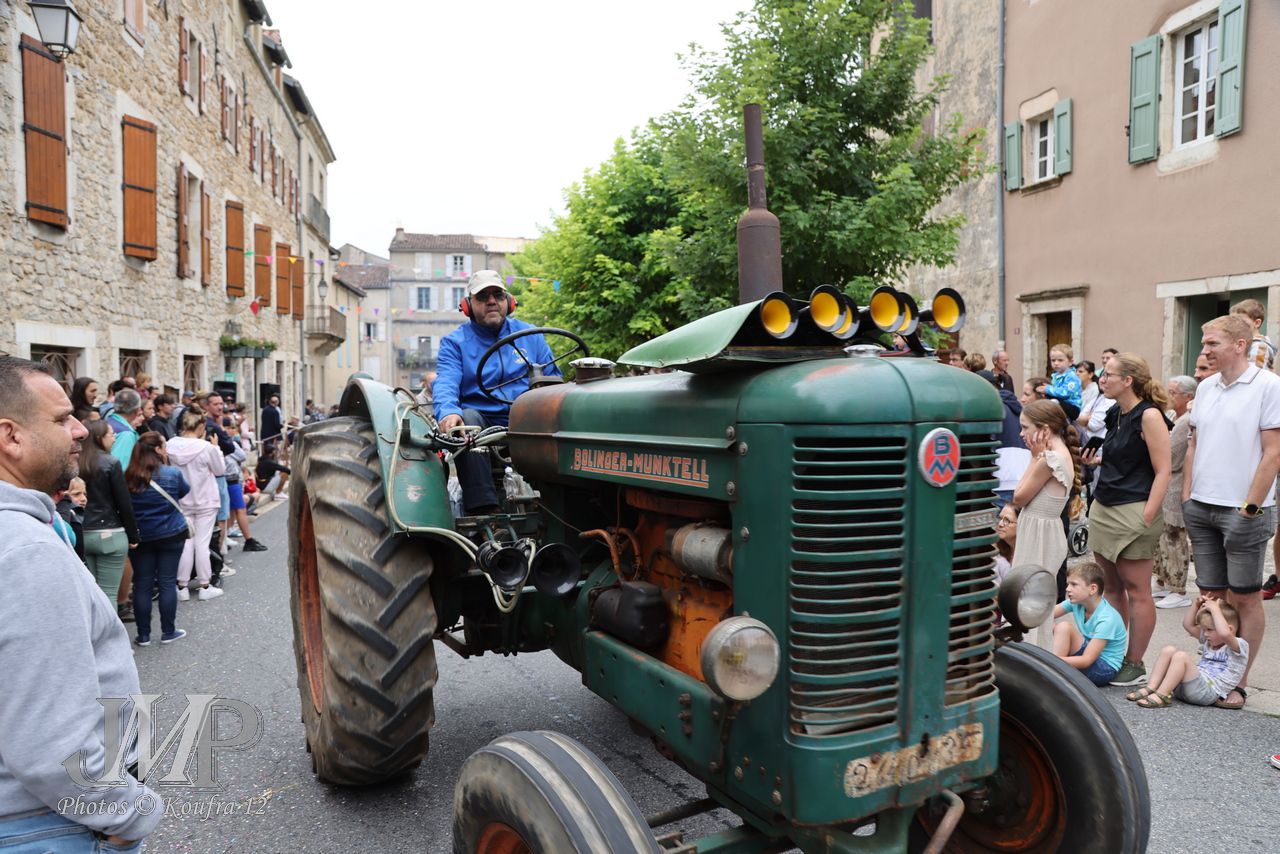 008 - Tracteur Bolinger Munktell : BM55 -   - années 1953 / 1959