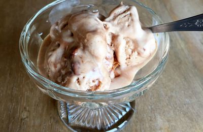 Glace praliné & Gavottes® (sans sorbetière)