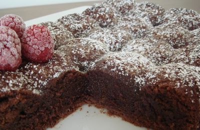 FONDANT AU CHOCOLAT NOIR ( le meilleur jamais goûté)