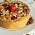 Tarte aux amandes, abricots et fraises