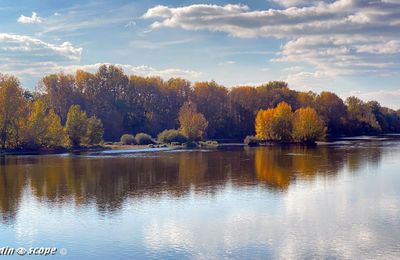 Couleurs d'automne sur les bords de la Loire à Combleux