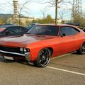 La Chevrolet impala fastback sport coupe de 1968 (Rencard du Burger king avril 2011)