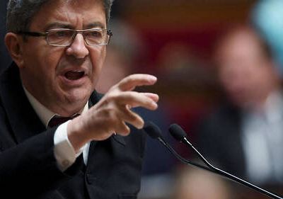 Jean-Luc Mélenchon et la polémique du drapeau "marial" 