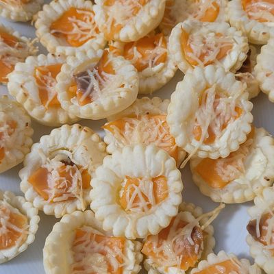 Minis quiches à la truite fumée