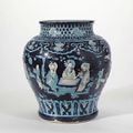 A large and rare 'Fahua' jar, Ming dynasty, circa 1500