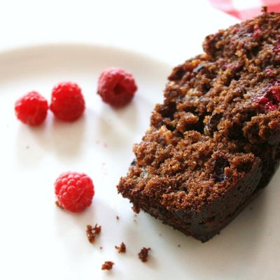 Gâteau de fruits rouges au chocolat et caroube