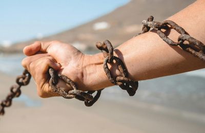 Quand l’absurde règne et que la Justice vacille, désobéir, c’est espérer. C’est refuser le silence. C’est faire honneur à la France
