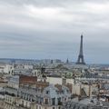 Nous sommes si  bien sous le ciel de Paris...