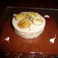 Mousse de banane et son coulis de chocolat