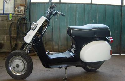 VESPA 125 COSA 1988.