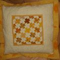 Coussin Marguerites en trapunto