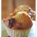 Muffins chocolat blanc-flocons d'érable-amandes