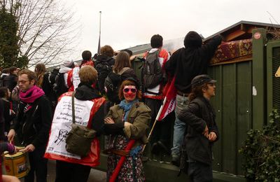 03/04/2011, manifestations contre le centre fermé de Vottem