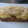  Foie gras poêlé sur lit de pommes et choucroute à la cannelle