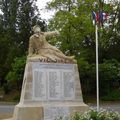 Les monuments aux morts en Essonne