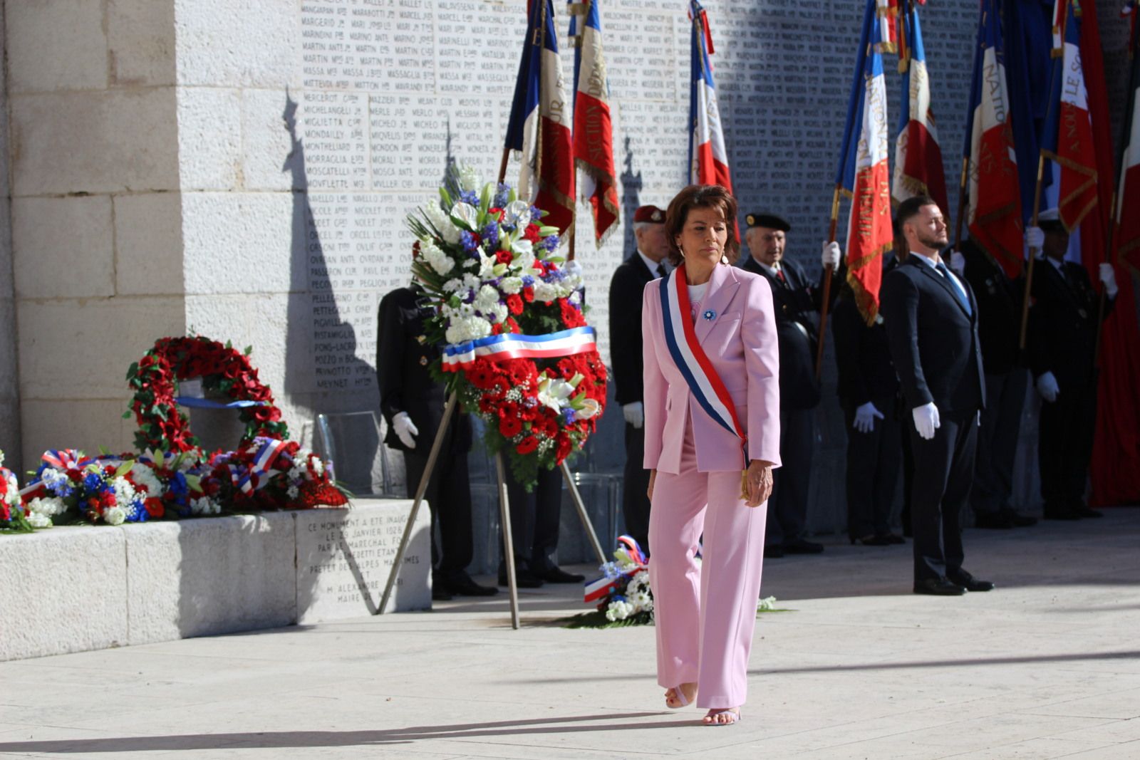 MONUMENT AUX MORT 8 MAI 2024 089