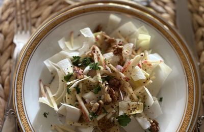 Salade d'endive, pomme et noix
