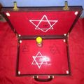 VALISE QUI REND INVISIBLE SON CONTENU DU MAITRE MARABOUT KPINSSOUVI TEL +229 01 41 97 15 51