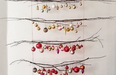 11 idées de sapins de Noël alternatifs en bois ou en branches