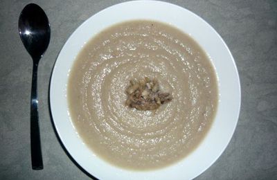 Soupe céleri-marrons
