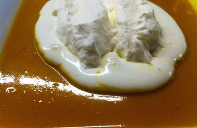 Velouté de châtaignes et potimarron avec créme fouettée